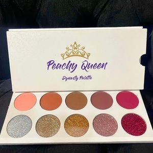 Peachy Queen makeup EYESHADOW PALETTE